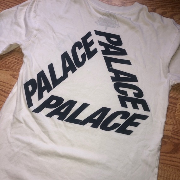 Ss16 palace p 3 t shirt - Picture 2 of 4